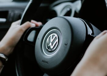 Picape inédita da Volkswagen é flagrada pela primeira vez no Brasil