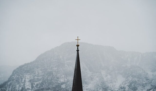 Anatel está dando multa de quase R$ 8 mil para quem tem ‘Sky Gato’