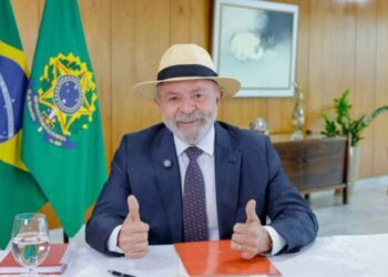 Lula confirma pagamento de R$ 6.072 aos aposentados até o Natal
