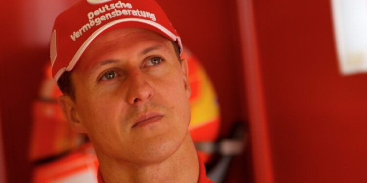 Michael Schumacher já assinou contrato para correr com Verstappen na Fórmula 1
