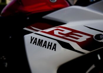 Yamaha que faz 50 km por litro pode ser encontrada por menos de R$ 10 mil