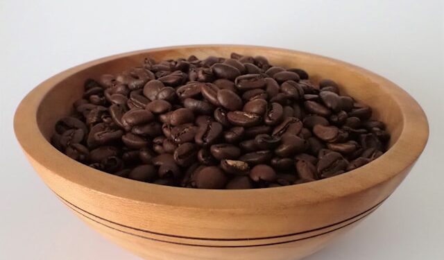 Alerta é emitido para quem guarda feijão cozido em potes de margarina