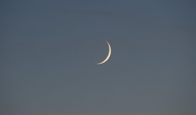 Lua Nova segue até domingo (31) e pode trazer PIX inesperado para 4 signos