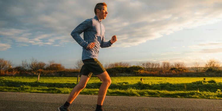 Método vira nova tendência por queimar mais gordura que uma corrida