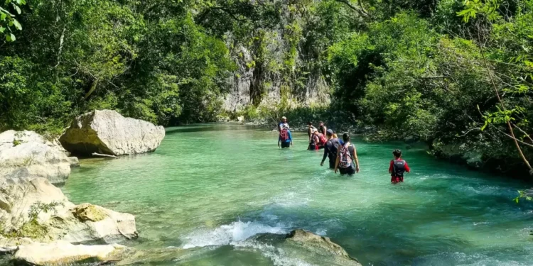Região próxima a Bonito tem uma das paisagens mais deslumbrantes de MS