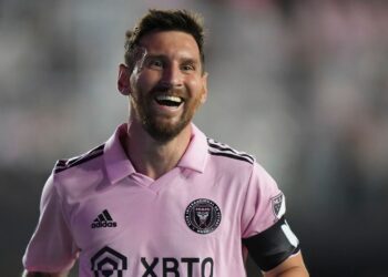 Atacante de contrato assinado com o Vasco só perde para Messi em 2025