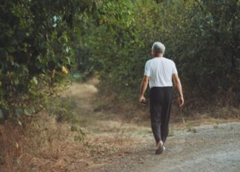Por que caminhar rápido pode ser a melhor escolha para quem tem 60 anos ou mais