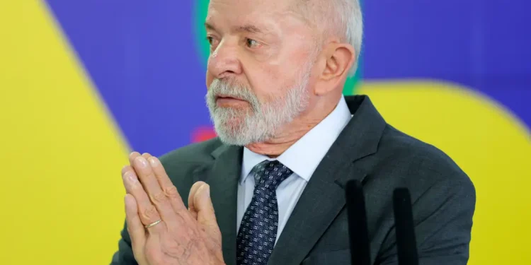 Martelo batido por Lula determina nova data de Independência no Brasil