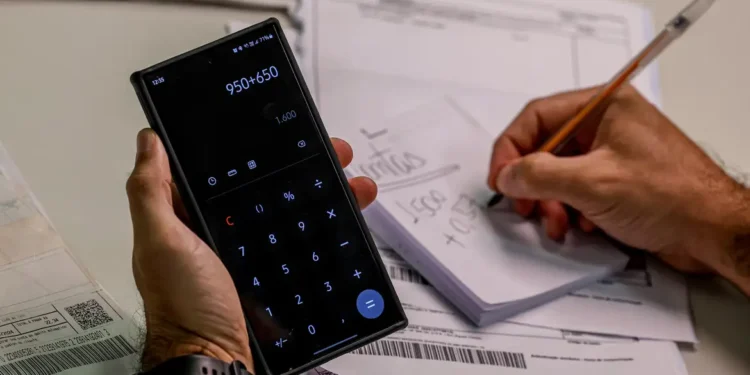 Erros na hora de pagar a fatura que reduzem seu score sem você saber