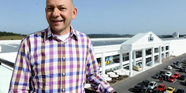 Terreno comprado pelo dono da Havan valorizou de R$ 480 mil para R$ 150 milhões