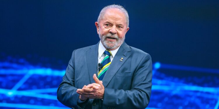 Governo Federal já gastou R$ 200 milhões em passagens para companheiros de Lula que não possuem cargos