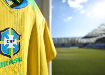 Sem vaga no Brasil, Endrick recebe convocação e vai jogar em Seleção de outro país