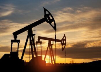 Enorme campo de petróleo descoberto no Brasil pode se estender por mais de 300 km² e produzir cerca de 400 mil barris por dia