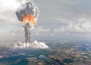 País capaz de fazer bomba nuclear assinou documento concordando em acabar com seu exército