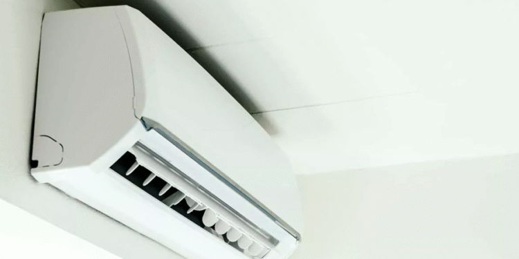 Quem coloca o ar condicionado nesta temperatura gasta 25% a mais na conta