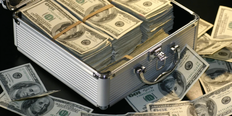 Quem ganha a herança de uma pessoa solteira e sem filhos?