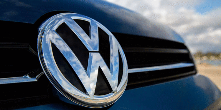 Volkswagen não resistiu muito tempo e trouxe modelo queridinho de volta após 3 anos fora de linha