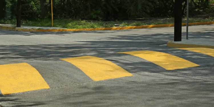 Morador que construiu quebra molas na sua rua pode levar 6 meses de prisão