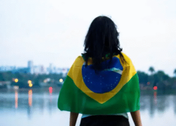 Trecho foi removido do Hino Nacional e nem professores sabem cantar como era antes
