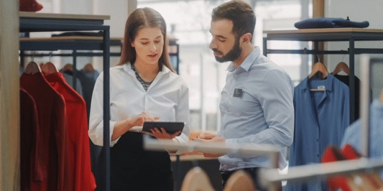 Rede sueca com 4 mil lojas espalhadas pelo mundo chega ao Brasil para disputar com Renner e Riachuelo