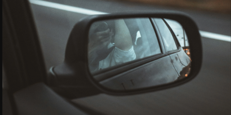 Nova regra dos retrovisores entra em vigor para todos os motoristas com CNH no Brasil