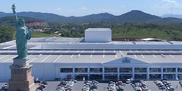 Divulgado o valor que custa uma estátua da Havan