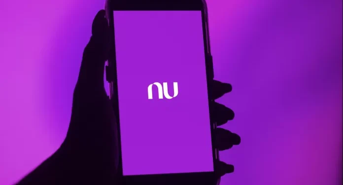 Nubank presenteia 60 mil clientes com internet de emergência