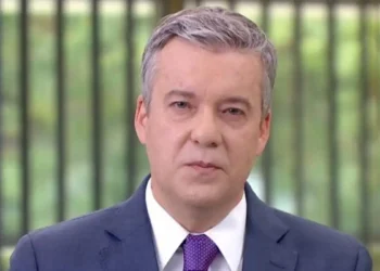 Roberto Kovalic vai ganhar salário de atacante para assumir o ‘Jornal Hoje’