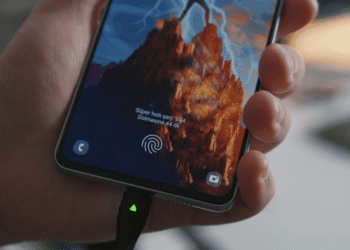 Fim do problema com baterias após chegada de tecnologia que carrega o celular em 1 minuto