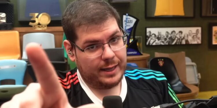 CazéTV aceita pagar mais para tirar comentarista de R$ 300 mil mensais da Globo