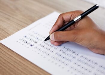 Concurso do IBGE chega com quase 10 mil vagas e salários de R$ 3.379