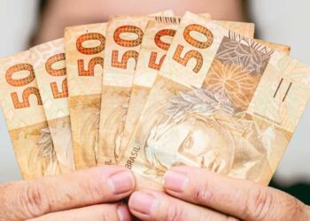 Valor do novo salário mínimo está vindo para mudar a vida dos idosos acima de 65 anos