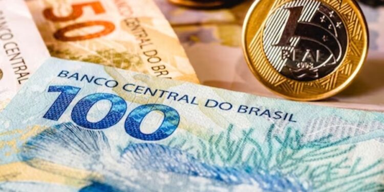 Pessoas que recebem algum benefício do governo precisam passar por novo cadastramento