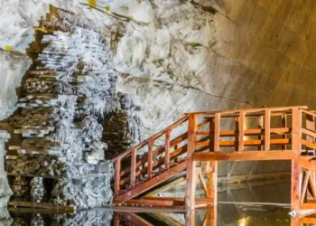 5 maiores minas de sal do mundo que impressionam pelo tamanho