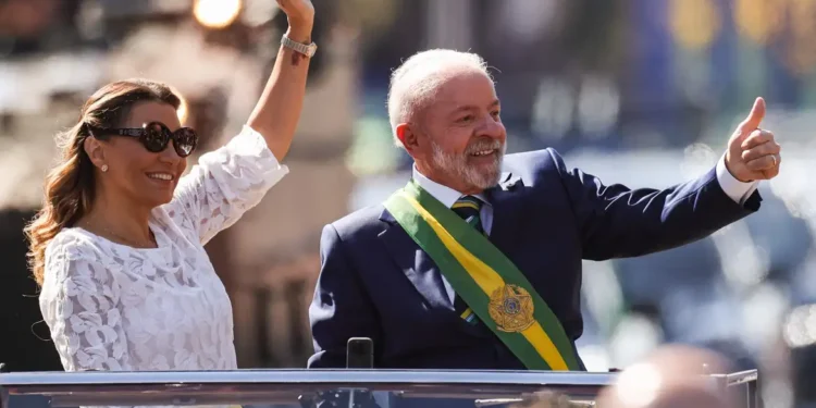Martelo batido por Lula determina nova data de Independência no Brasil