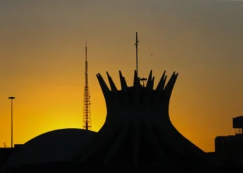 Ar-condicionado é o principal responsável pelo Horário de Verão não voltar