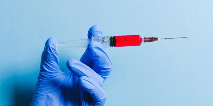 Cuba desenvolveu vacina contra o câncer de pulmão antes da Rússia