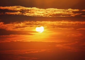 Cientistas descobrem novidade assustadora sobre erupções solares