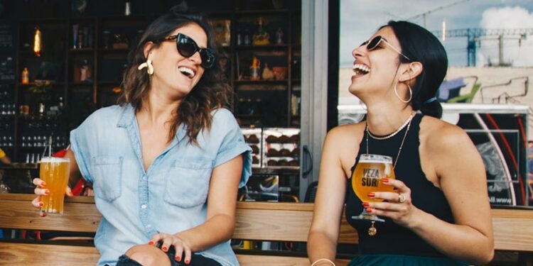 Bebida queridinha dos jovens será proibida para menores de 16 anos