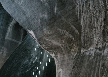 Maior mina de sal do mundo fica em país da Europa com produção desde o século 13