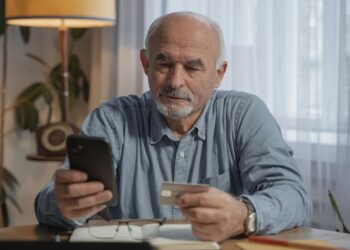 Banco Itaú divulgou comunicado exclusivo para aposentados e pensionistas do INSS