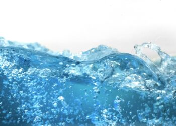 Nova fonte de água é maior do que os oceanos que conhecemos somados e o Aquífero Guarani