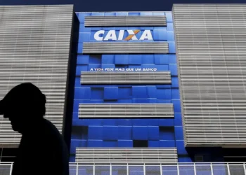 Caixa libera saque máximo de R$ 4.500 para quem tem o nome sujo