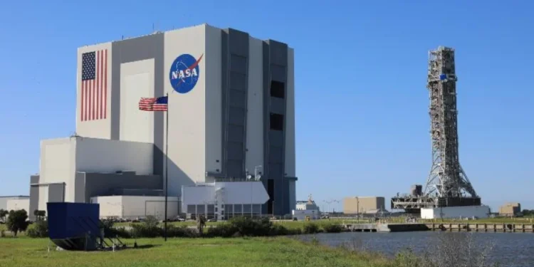 Vidente informou que aliens vão invadir a Terra em 2025 antes da NASA fazer descoberta sobre vida em Marte