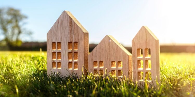 Quais são os direitos sobre uma casa erguida no terreno de outra pessoa?