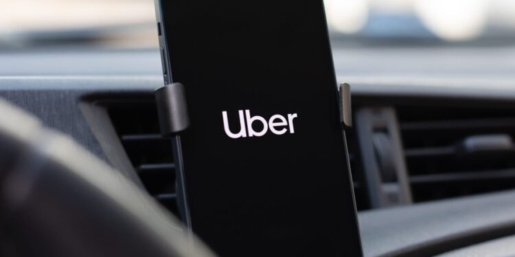 Entenda como funciona o Uber Green que recém chegou ao Brasil