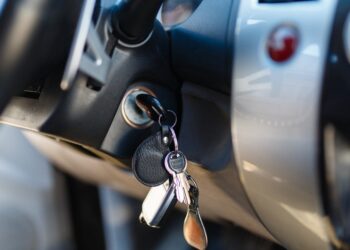 Moto da Shineray é mais barata do que Honda e não precisa de carteira para dirigir