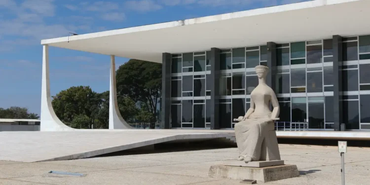 Como são escolhidos os ministros da 1ª Turma do STF?