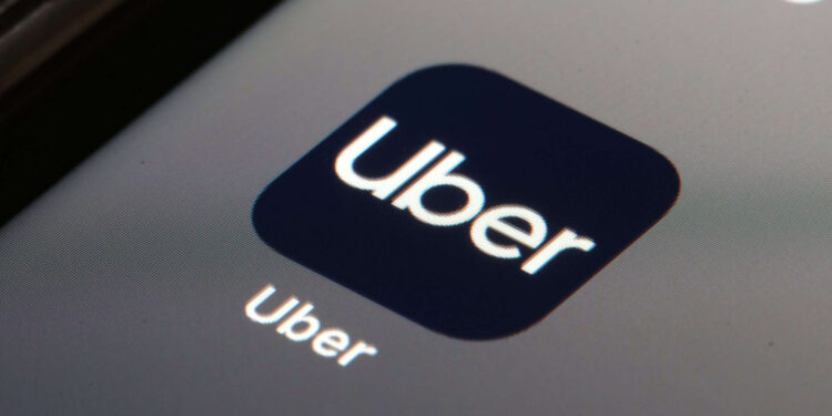 Regras para carros serem aceitos no Uber Black em 2025