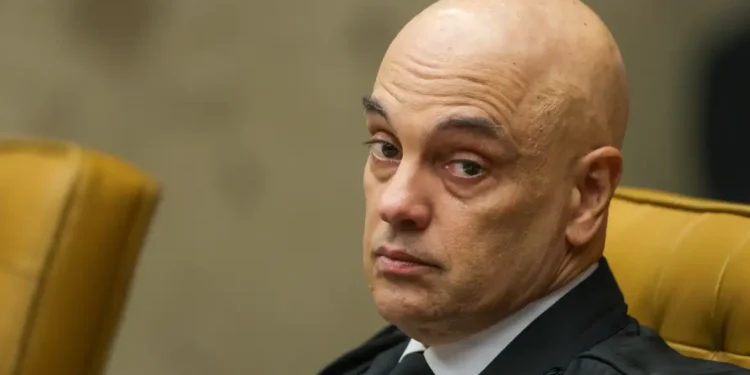 Banco brasileiro tomará multa bilionária após descumprir a Lei Magnitsky